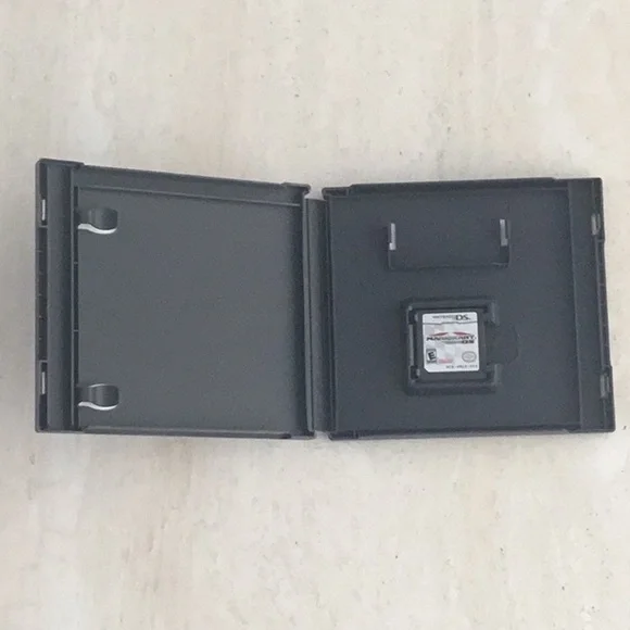 Mario Kart Nintendo DS Game - Picture 5 of 15